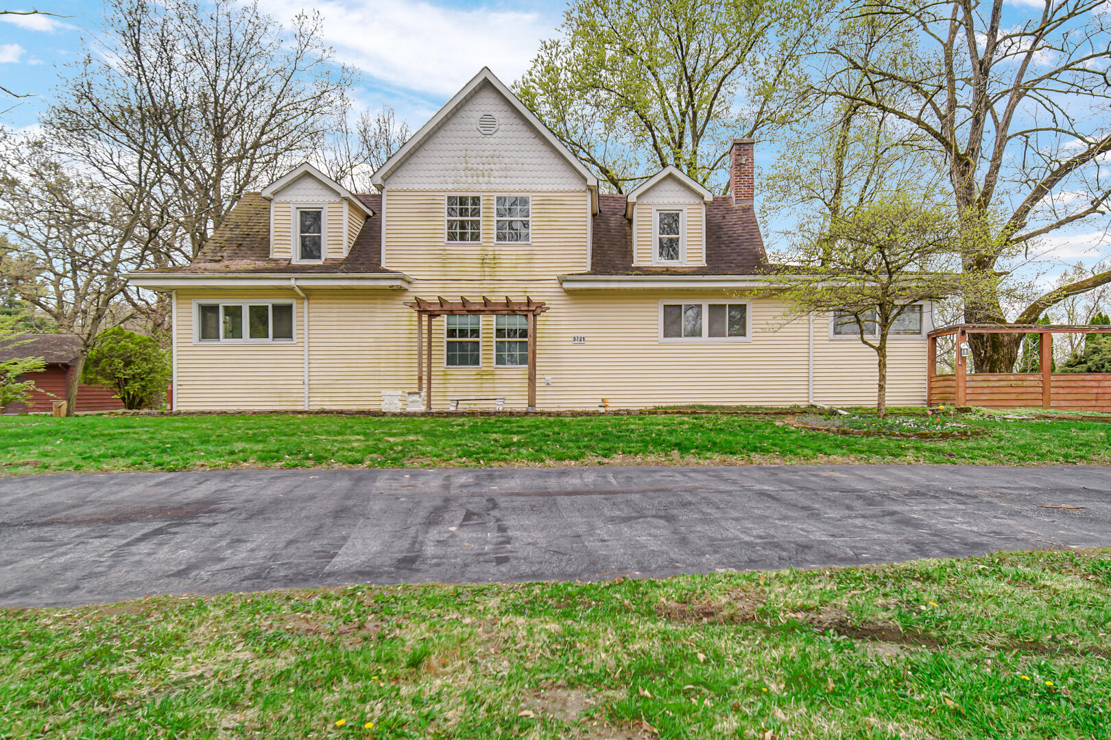 3721 West 133rd Avenue Crown Point, IN 46307 - Photo 30 of 30 a front view of a house with a garden