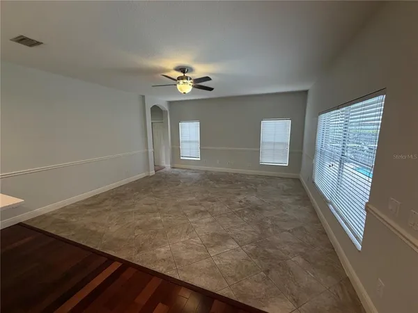 $3,500 | 10132 Downey Lane, Tampa, FL 33626