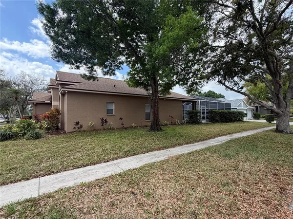 $3,500 | 10132 Downey Lane, Tampa, FL 33626