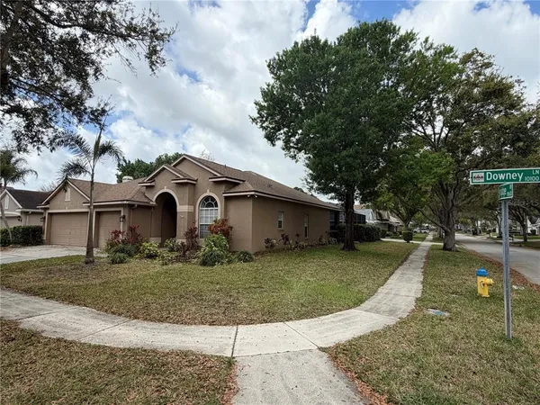 $3,500 | 10132 Downey Lane, Tampa, FL 33626