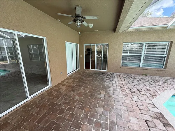 $3,500 | 10132 Downey Lane, Tampa, FL 33626