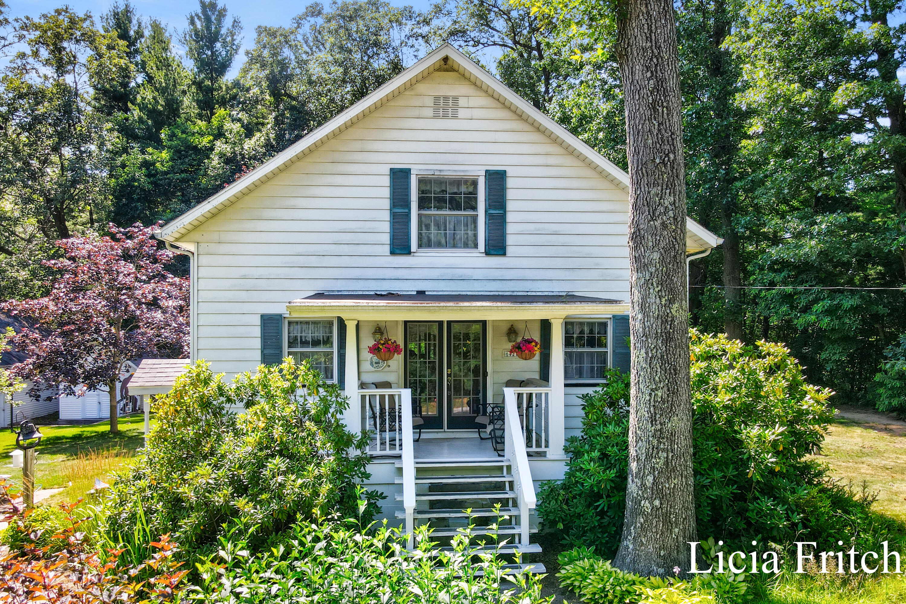 6421 Durham Road Whitehall, MI 49461 - Photo 2 of 43 Licia Fritch - 6421 Durham Road (44)-2
