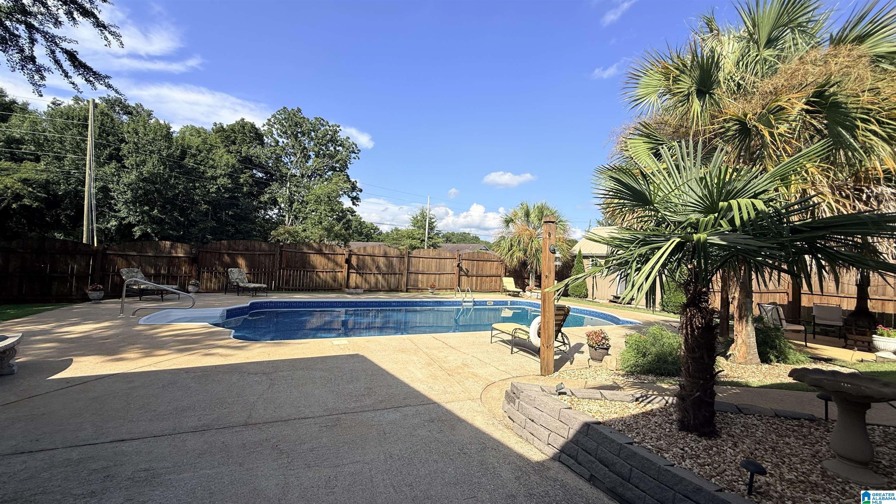 128 Roundabout Road Talladega, AL 35160 - Photo 36 of 60