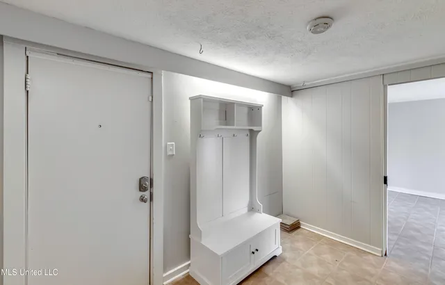 $305,000 | 4007 Berkley Drive, Jackson, MS 39211