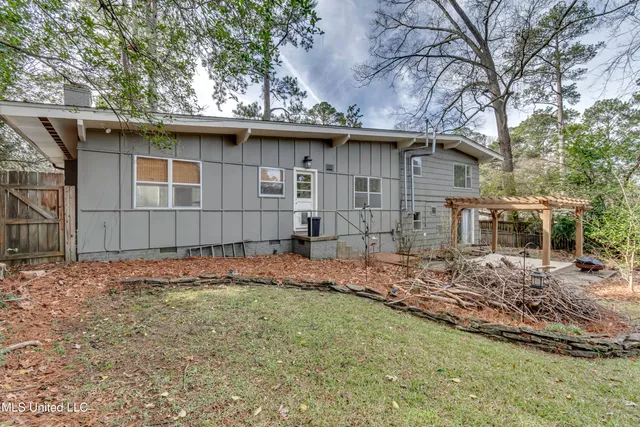 $305,000 | 4007 Berkley Drive, Jackson, MS 39211