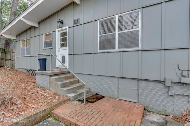 $305,000 | 4007 Berkley Drive, Jackson, MS 39211