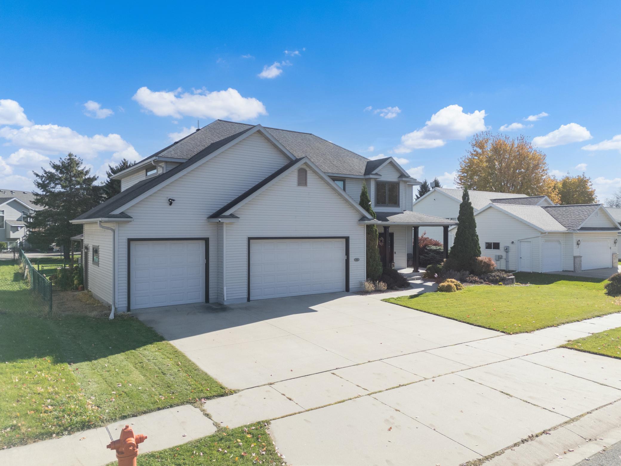 2980 Darcy Drive Northeast Rochester, MN 55906 - Photo 2 of 15
