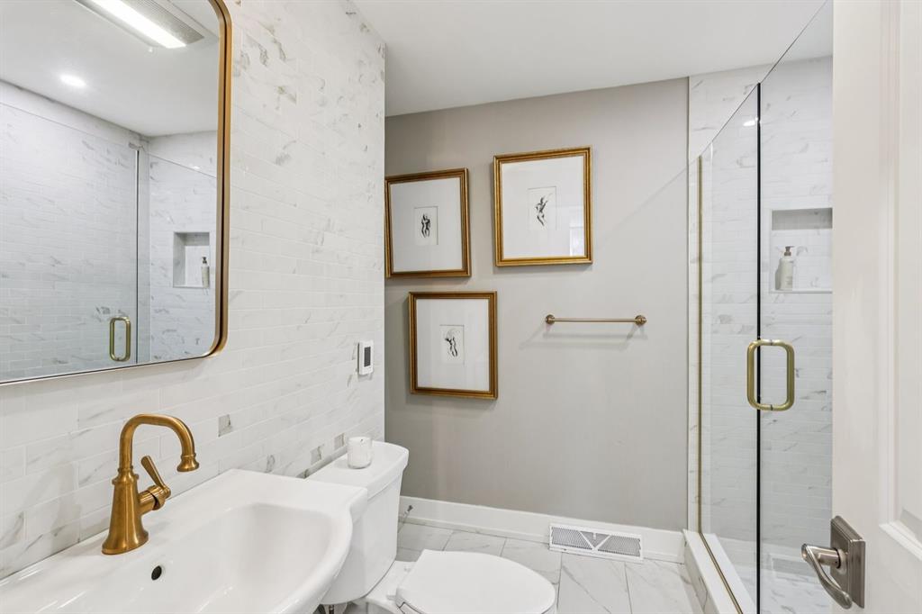 725 Field Club Road Pittsburgh, PA 15238 - Photo 18 of 50 Gallery Image 18