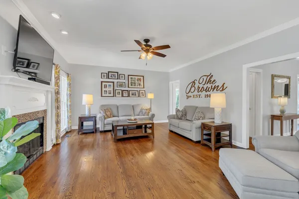 $678,000 | 1035 Franklin Heights Drive, Winchester, TN 37398