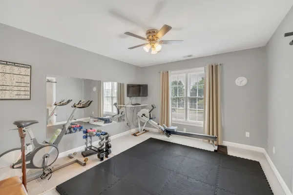 $678,000 | 1035 Franklin Heights Drive, Winchester, TN 37398