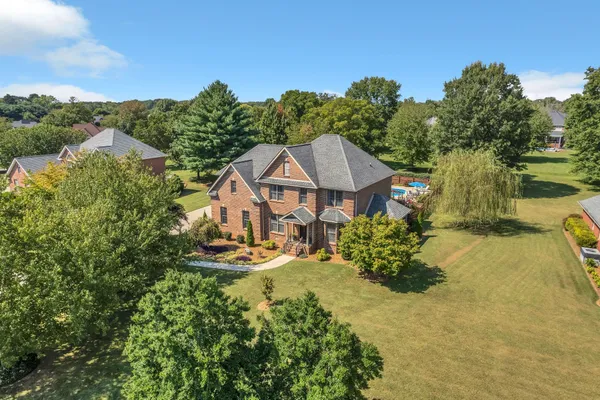 $678,000 | 1035 Franklin Heights Drive, Winchester, TN 37398