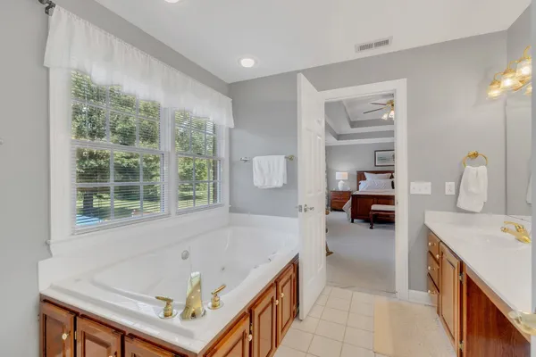 $678,000 | 1035 Franklin Heights Drive, Winchester, TN 37398