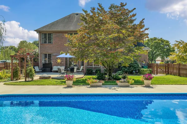 $678,000 | 1035 Franklin Heights Drive, Winchester, TN 37398
