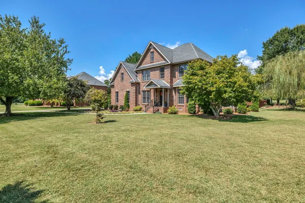 $678,000 | 1035 Franklin Heights Drive, Winchester, TN 37398