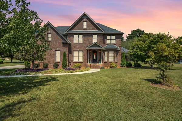 $678,000 | 1035 Franklin Heights Drive, Winchester, TN 37398
