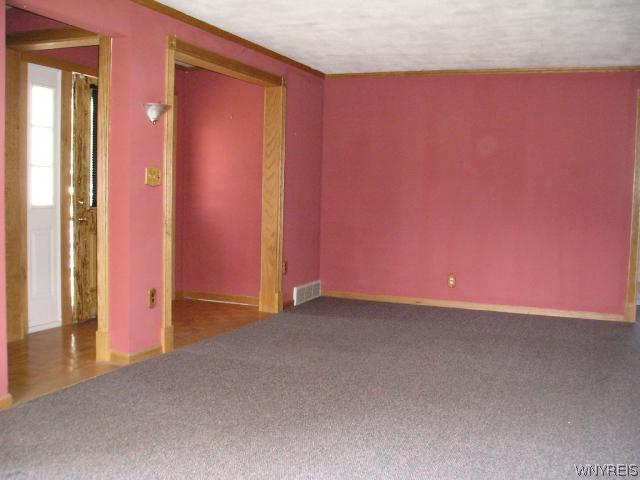 447 Ward Road North Tonawanda, NY 14120 - Photo 9 of 12 Living Room