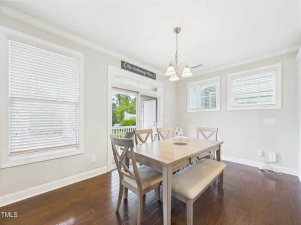$645,000 | 524 Rowanwood Way, Apex, NC 27523