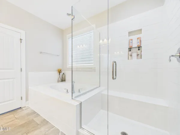 $645,000 | 524 Rowanwood Way, Apex, NC 27523