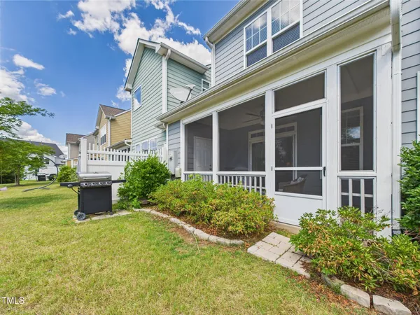 $645,000 | 524 Rowanwood Way, Apex, NC 27523