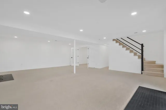 $5,500 | 6810 Weaver Avenue, McLean, VA 22101