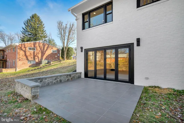 $5,500 | 6810 Weaver Avenue, McLean, VA 22101