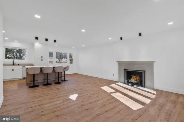 $5,500 | 6810 Weaver Avenue, McLean, VA 22101