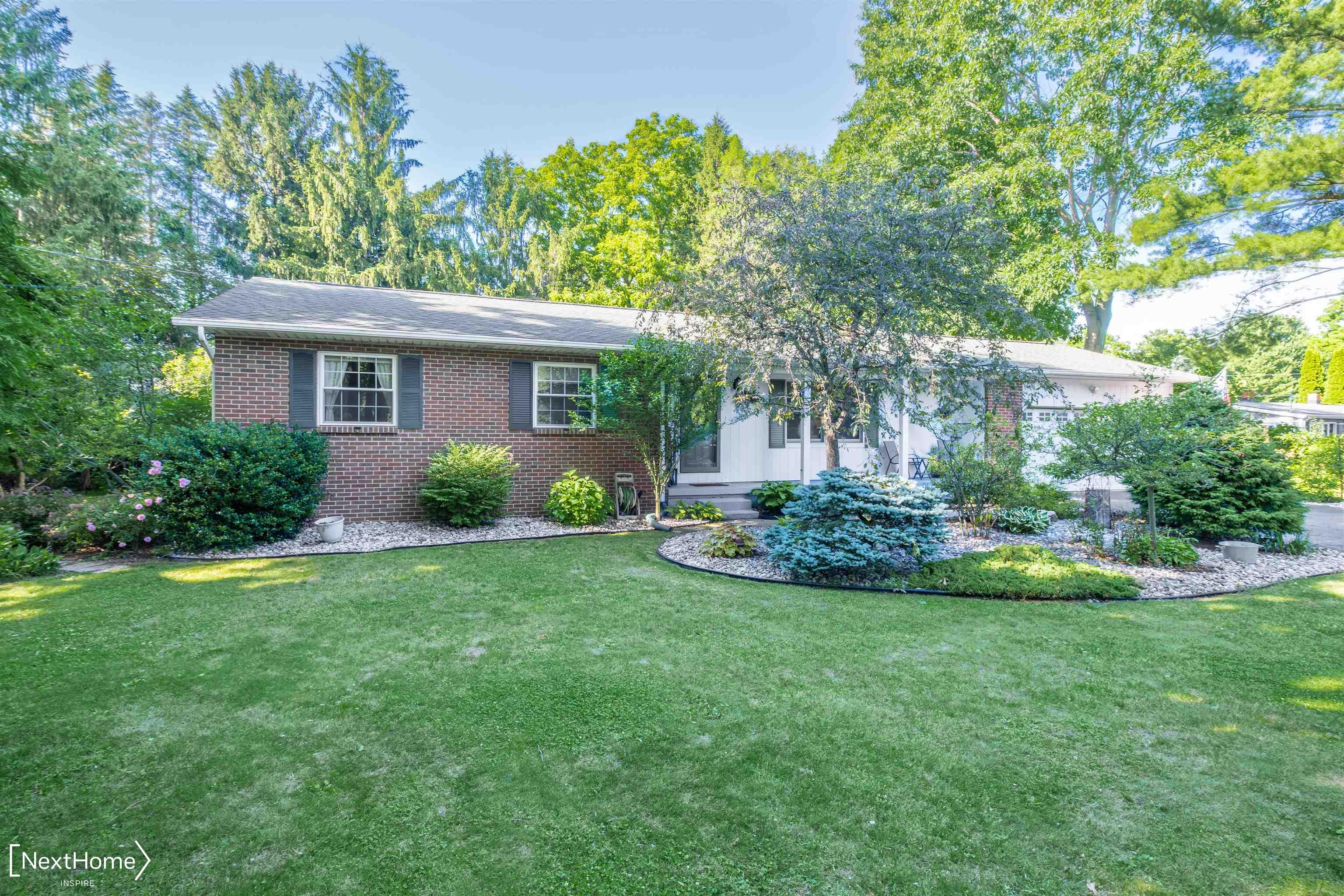 10400 Coldwater Road Flushing, MI 48433 - Photo 3 of 34