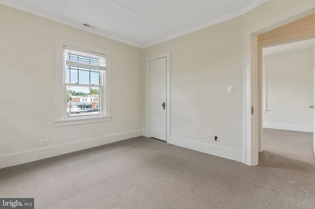 $1,239,000 | 2629 Washington Boulevard, Arlington, VA 22201