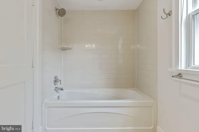 $1,239,000 | 2629 Washington Boulevard, Arlington, VA 22201