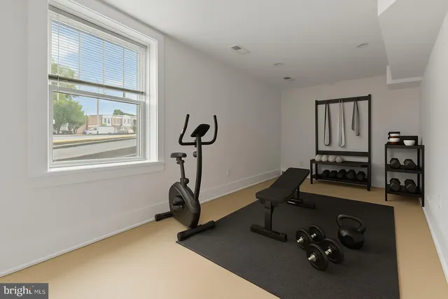 $1,239,000 | 2629 Washington Boulevard, Arlington, VA 22201