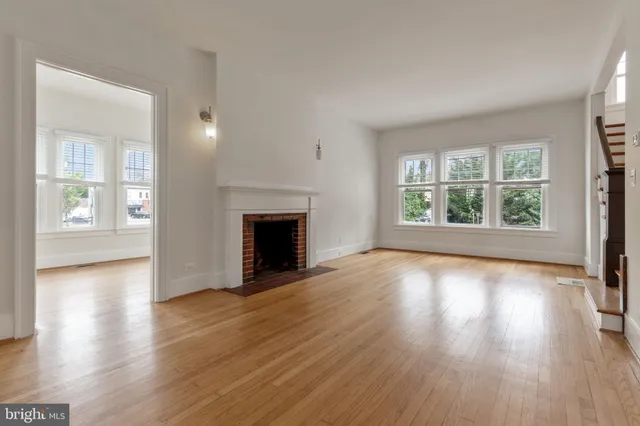 $1,239,000 | 2629 Washington Boulevard, Arlington, VA 22201