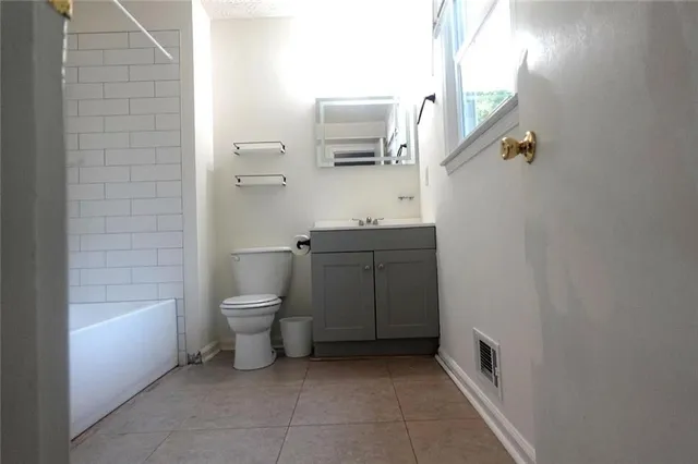 $2,200 | 3820 Menloe Way, Snellville, GA 30039