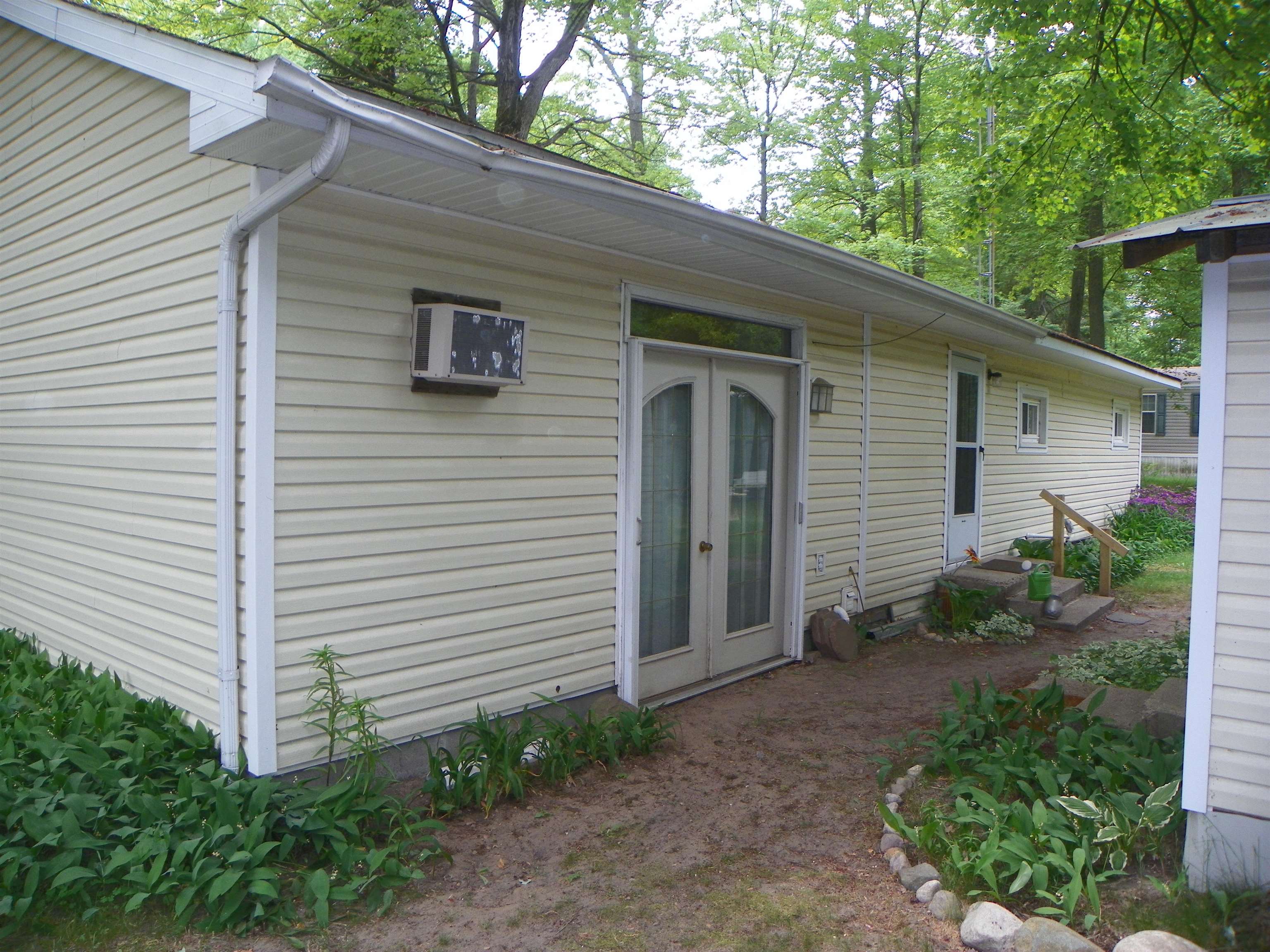 2803 Dell Road Harrison, MI 48625 - Photo 19 of 36 Gallery Image 19