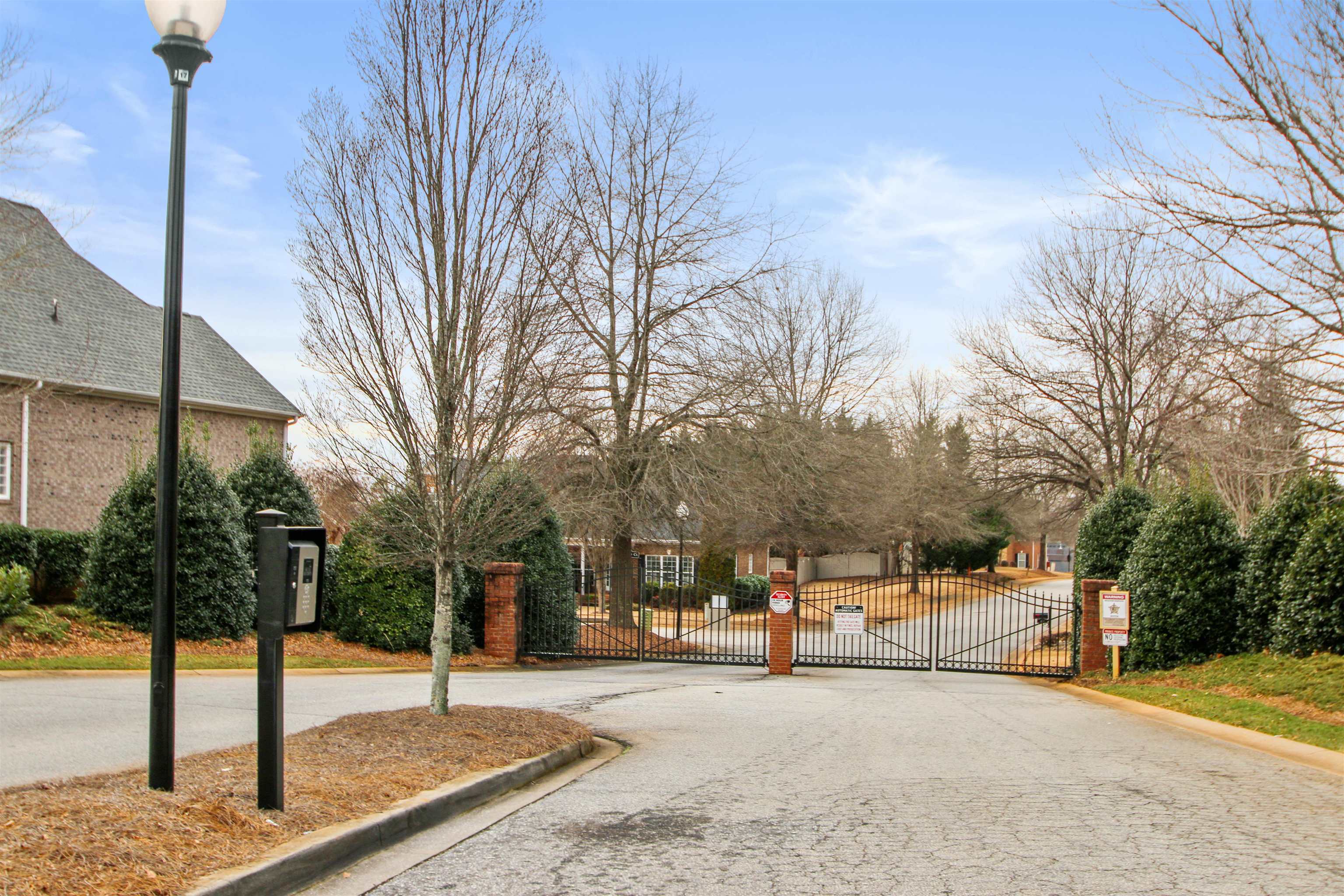 214 Bridgeport Road Boiling Springs, SC 29316 - Photo 2 of 36