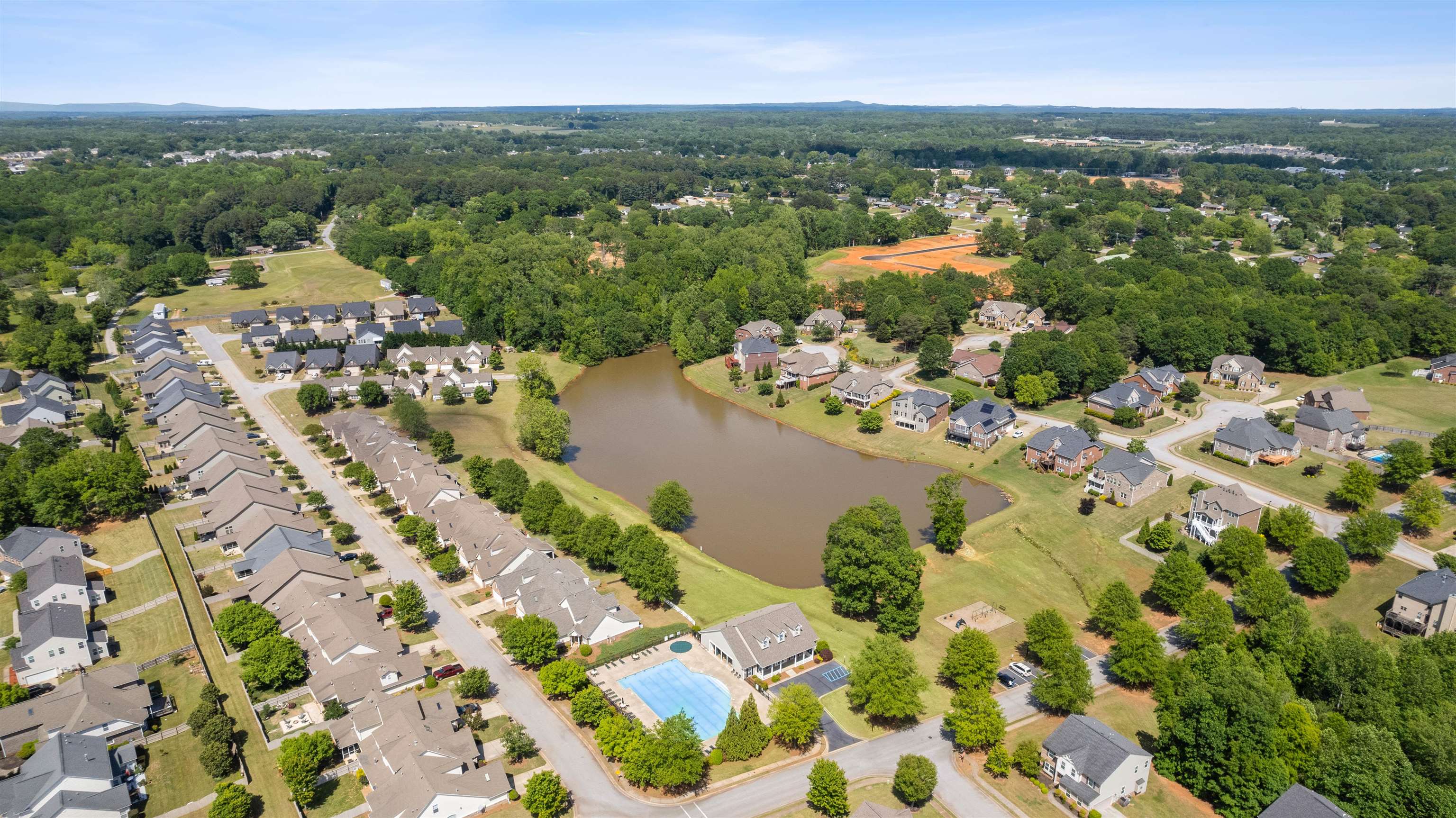 214 Bridgeport Road Boiling Springs, SC 29316 - Photo 35 of 36