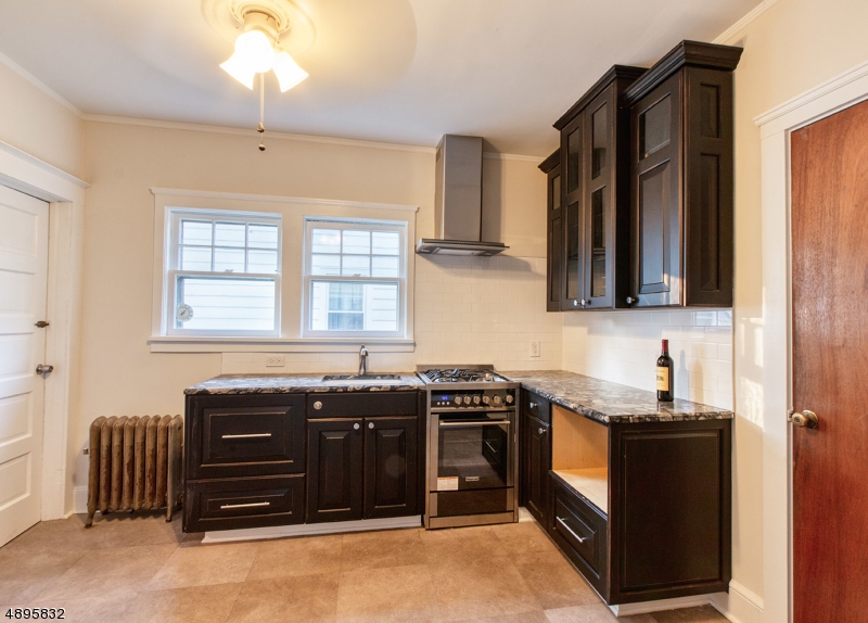 28 Blaine Street, Unit 2 Millburn, NJ 07041 - Photo 4 of 10