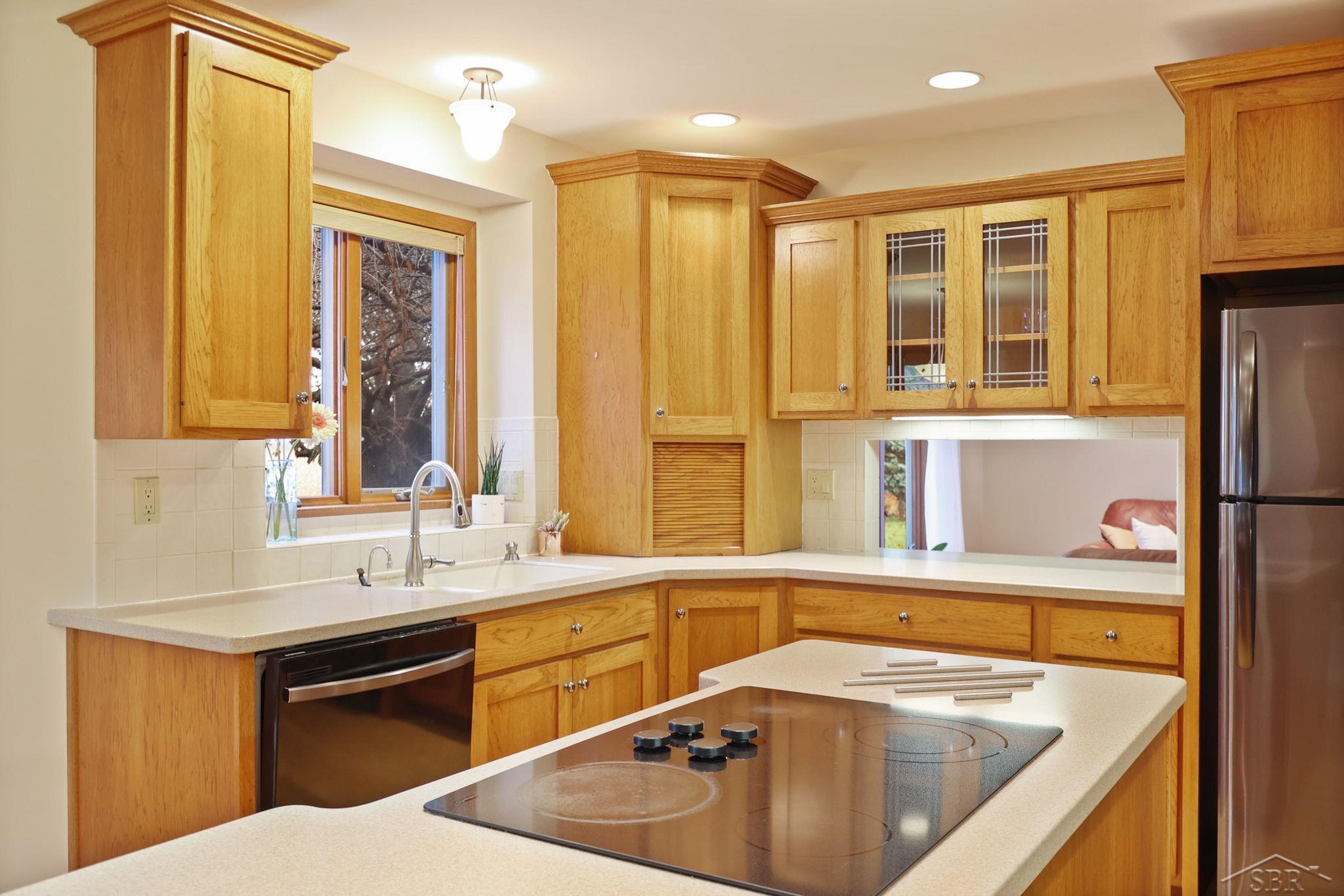 3622 Sunningdale Road North Saginaw, MI 48604 - Photo 13 of 44 50188075-78fef244-5b64-4f12-af32-5fe0326ad837.JPG