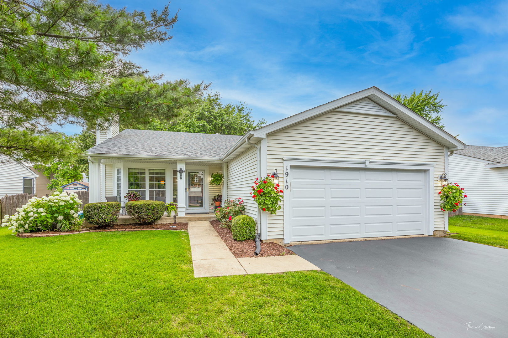 1910 Baldwin Way Bolingbrook, IL 60490 - Photo 2 of 38 a view of a house with a backyard