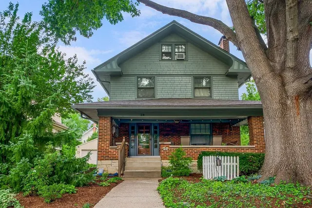 $550,000 | 28 West 58th Street, Kansas City, MO 64113