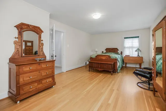 $550,000 | 28 West 58th Street, Kansas City, MO 64113