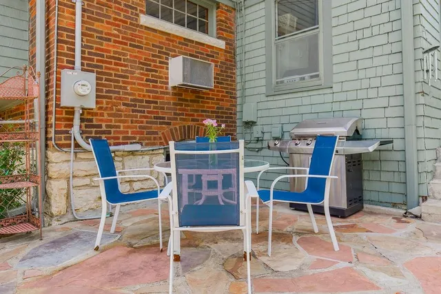 $550,000 | 28 West 58th Street, Kansas City, MO 64113