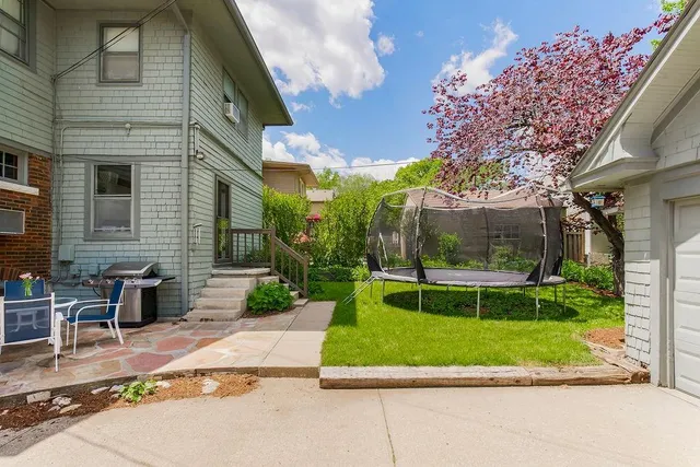 $550,000 | 28 West 58th Street, Kansas City, MO 64113