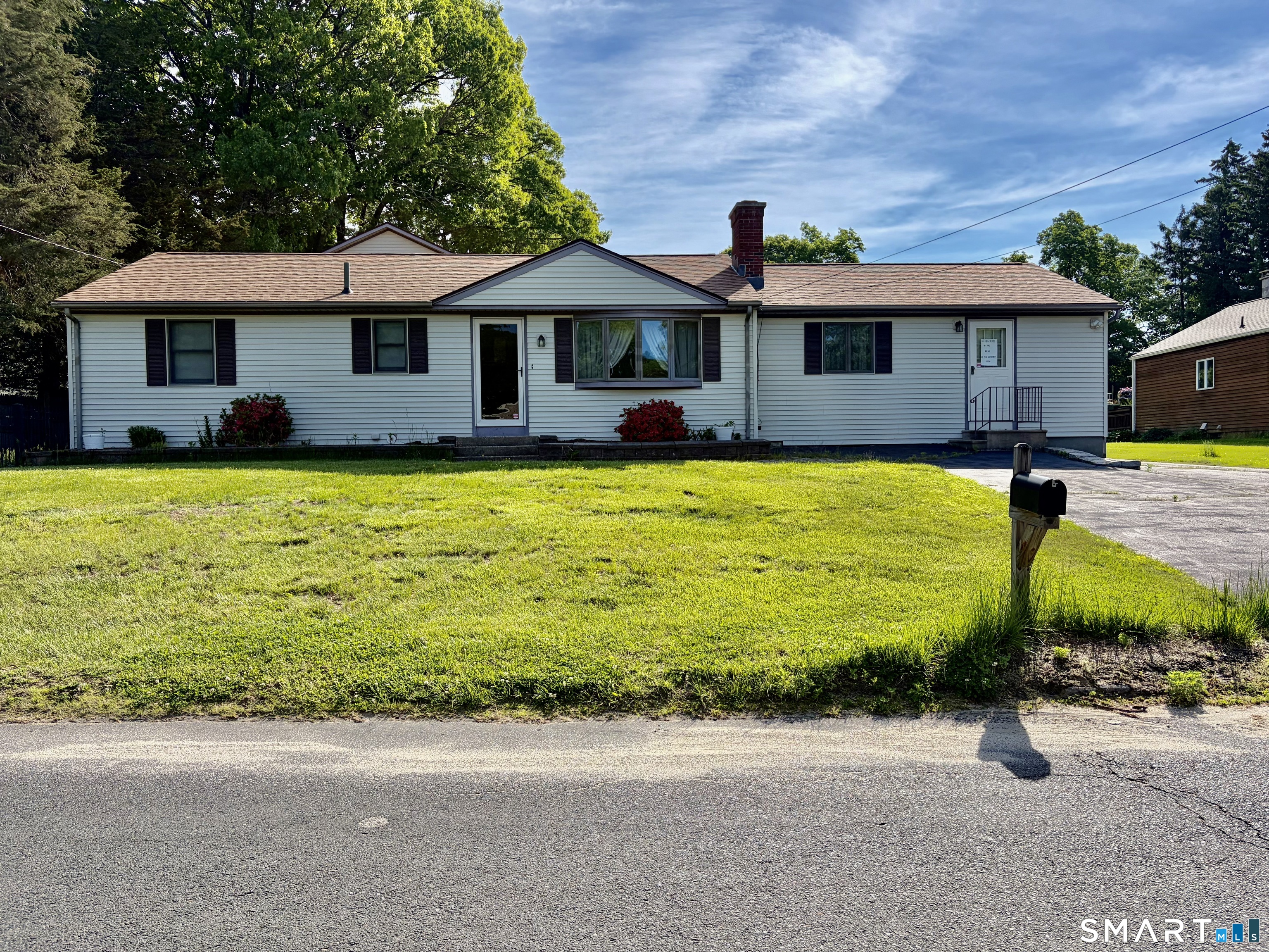 232 Lakeside Boulevard East Waterbury, CT 06708 - Photo 1 of 22