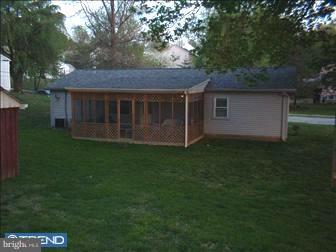 34 Chartwell Road West Grove, PA 19390 - Photo 3 of 5 Exterior Back