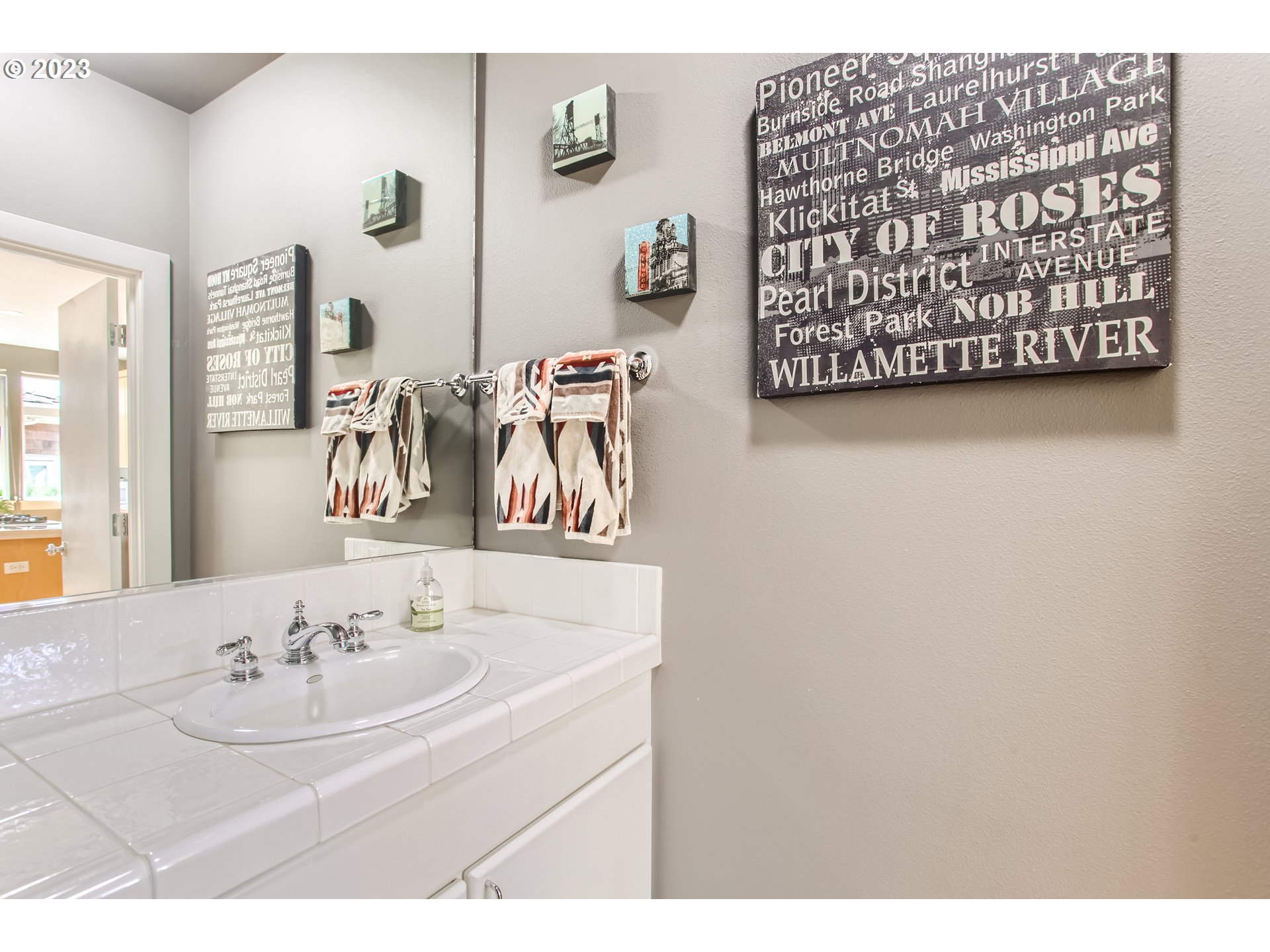 3133 Northwest Miller Road Portland, OR 97229 - Photo 13 of 30 Gallery Image 13