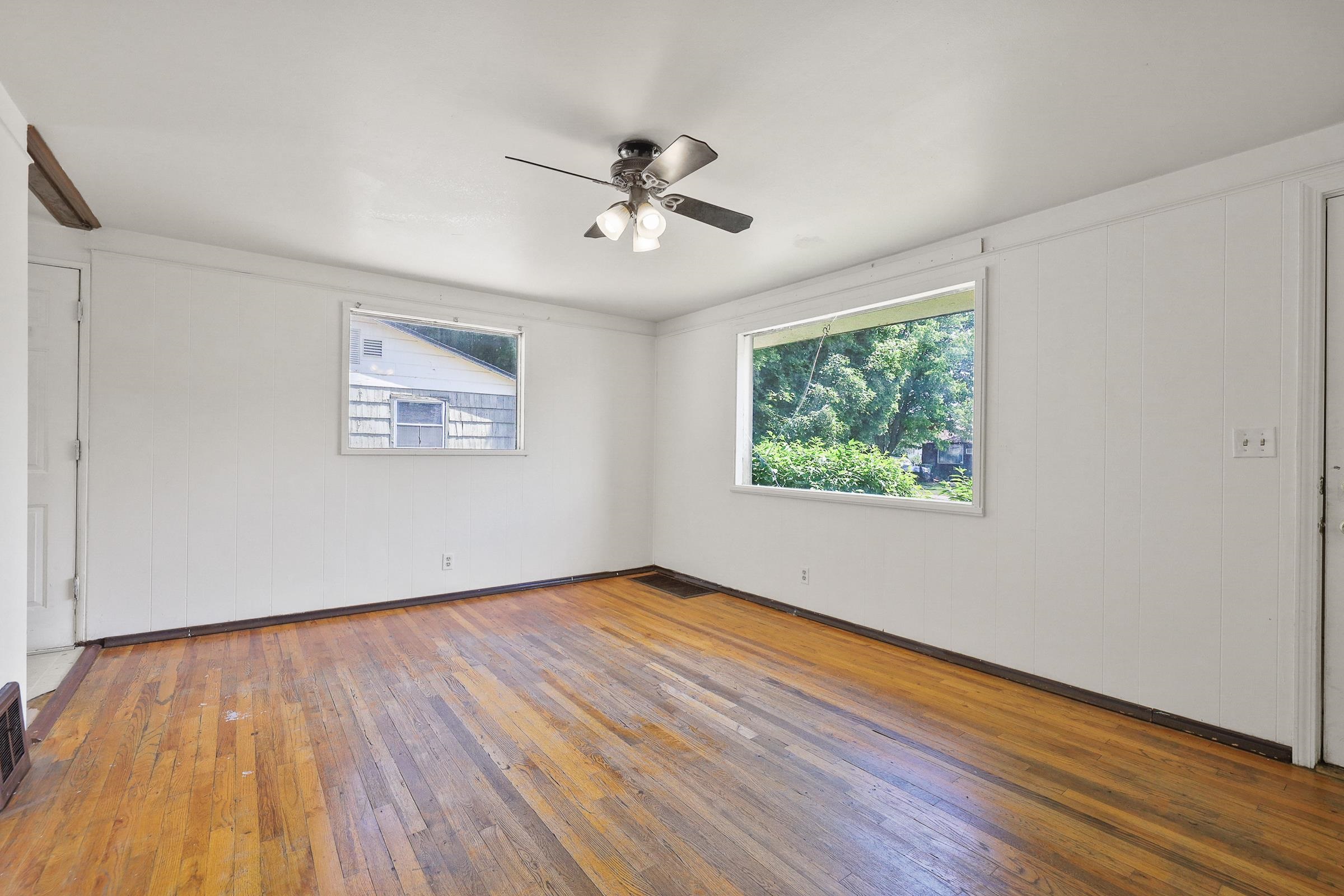 1647 East Decatur Avenue Spokane, WA 99208 - Photo 4 of 19 Gallery Image 4