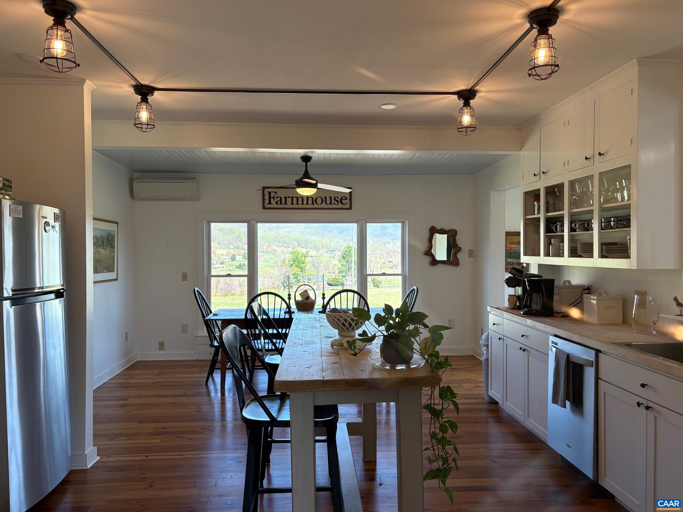 3716 Etlan Road Etlan, VA 22719 - Photo 12 of 53 Kitchen looking in dining