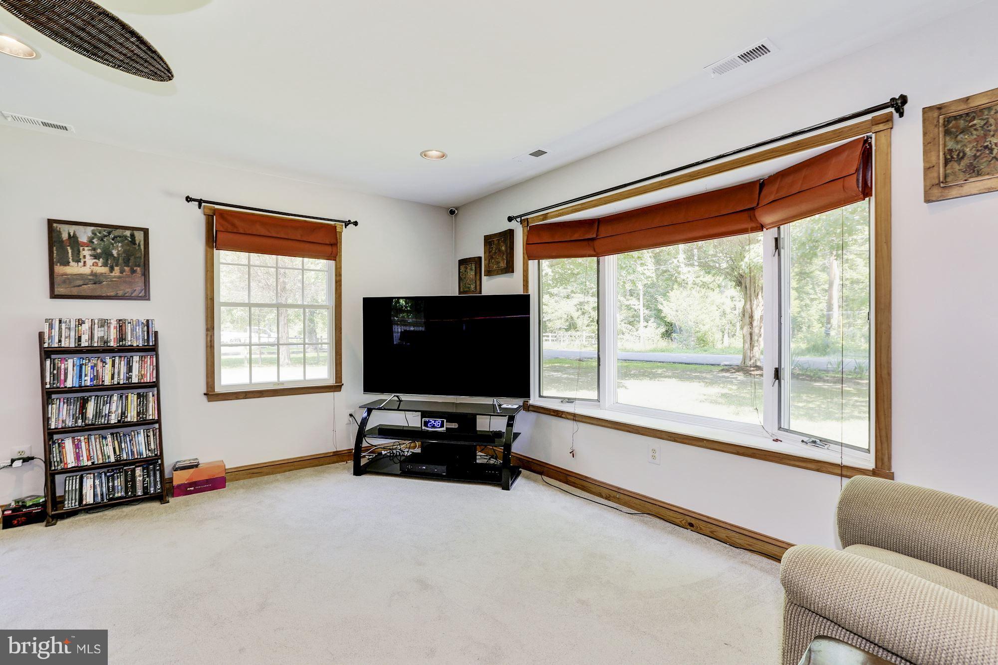 5916 Tyler Road Deale, MD 20751 - Photo 9 of 29 Gallery Image 9