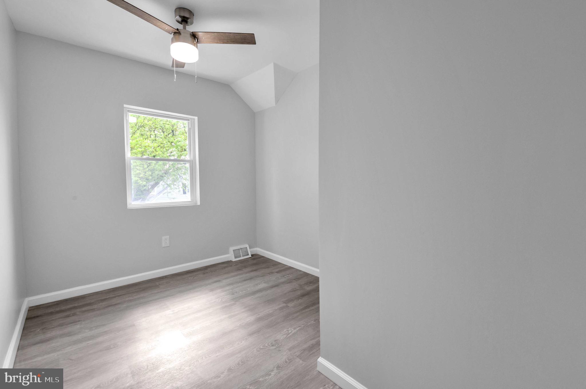 1139 Keystone Road Chester, PA 19013 - Photo 16 of 26 Gallery Image 16