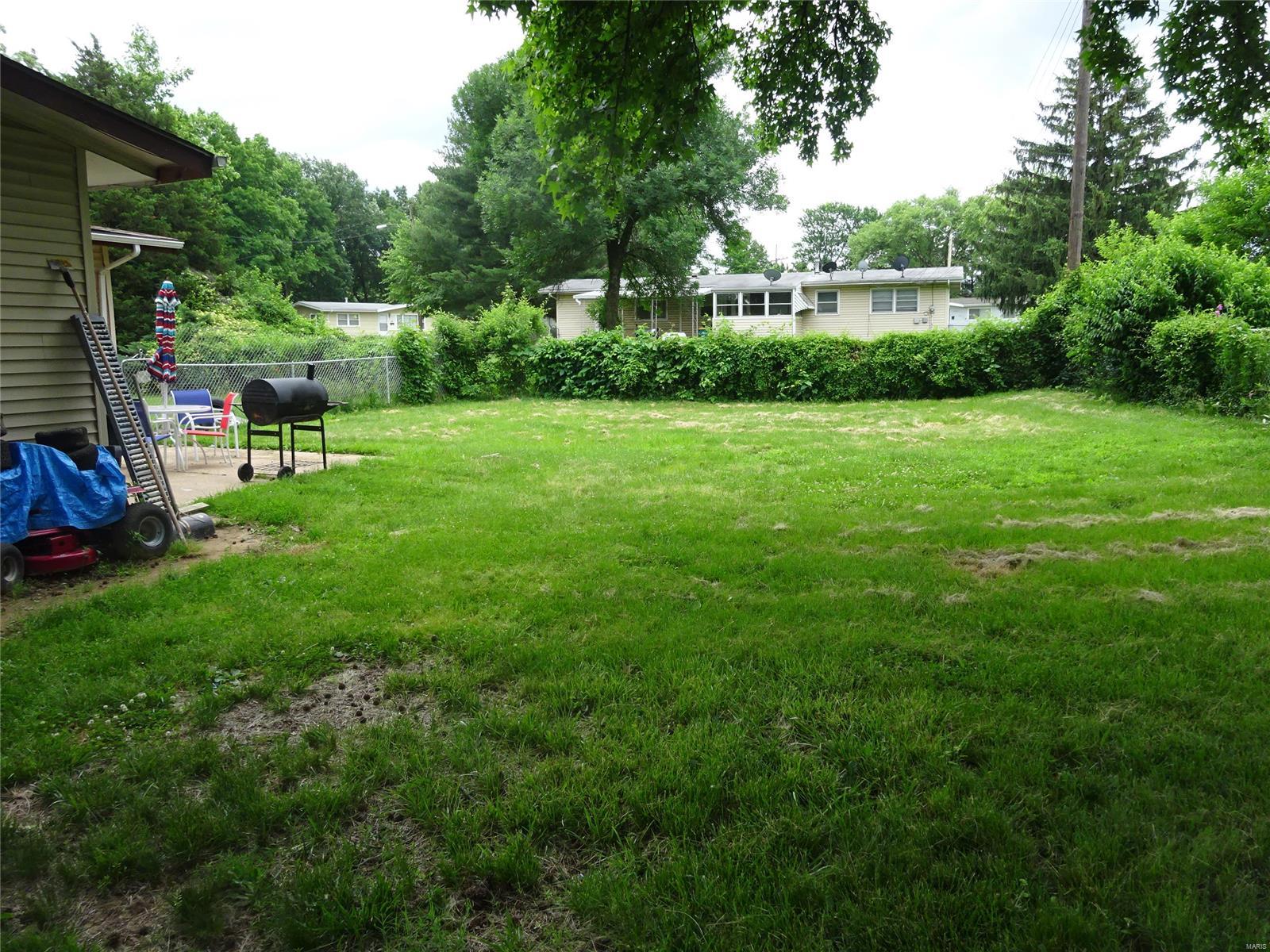 8909 Dever Drive Jennings, MO 63136 - Photo 14 of 15